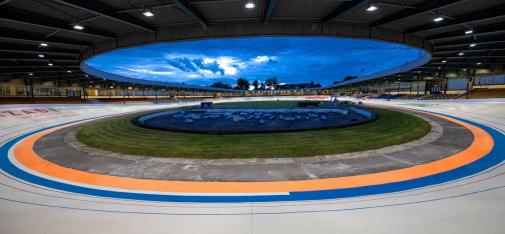 With a length of 400 metres, the semi-open Leipzig velodrome is the longest of its kind in Germany. 